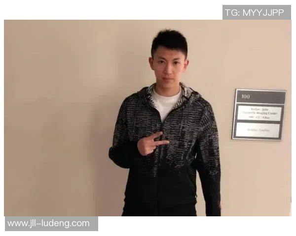 刘晓宇的成长之路:从篮球新星到职业赛场的奋斗与荣耀 刘晓宇的成长之路:从篮球新星到职业赛场的奋斗与荣耀